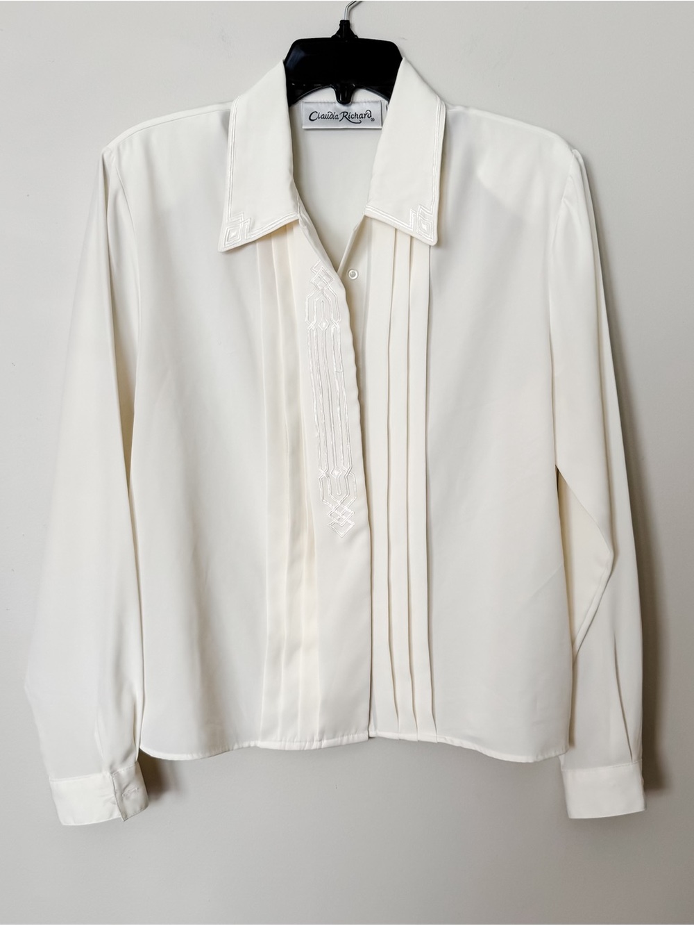 Women’s Vintage Claudia Richard Cream Embroidered Button Down Top 80s Blouses